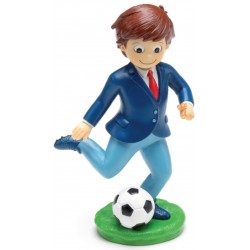 Figura tarta niño comunión traje balón fútbol