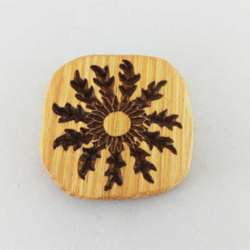 Eguzkilore de madera maciza txiki